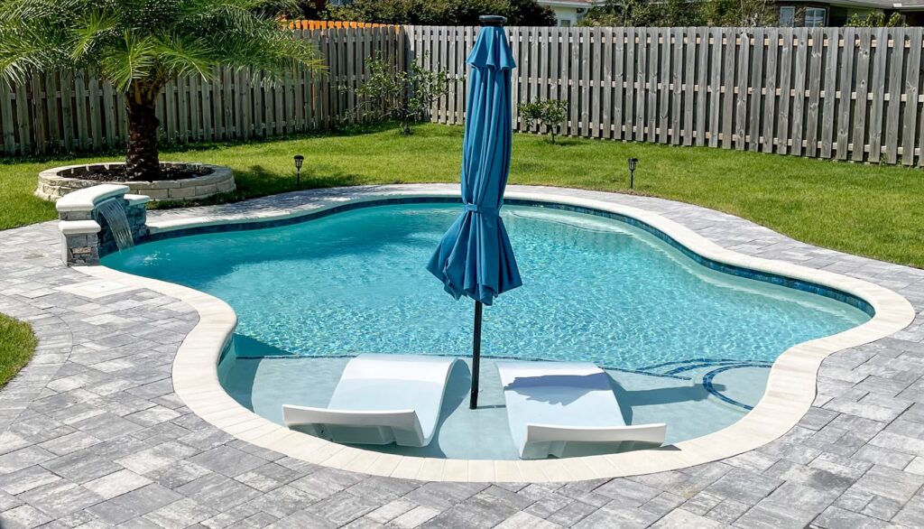 fiberglass pool installation