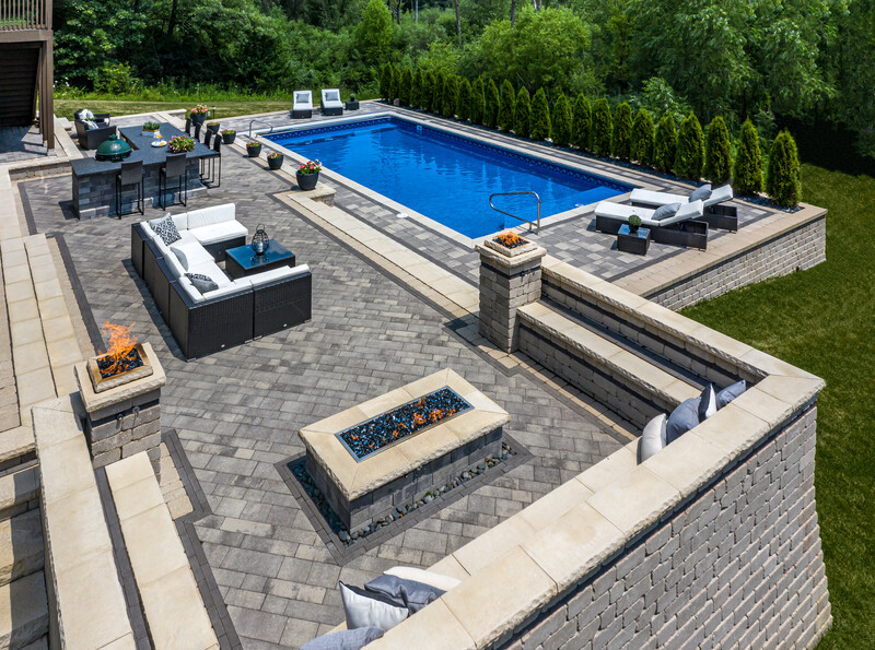 Fiberglass_Swimming_Pool_Delivery_3